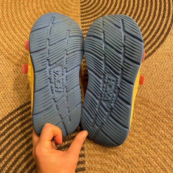 Hoka Ora Luxe recovery slides - Picture 9 of 9